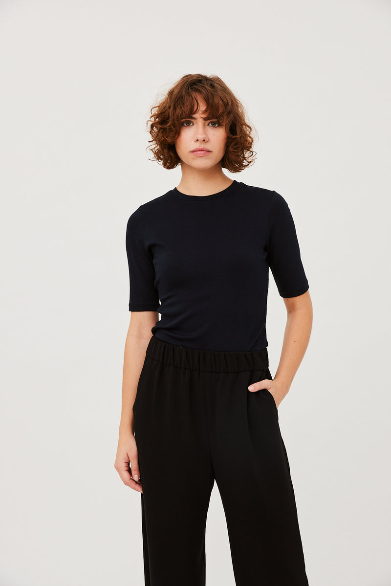 Half Sleeve Roundneck Rib Tee