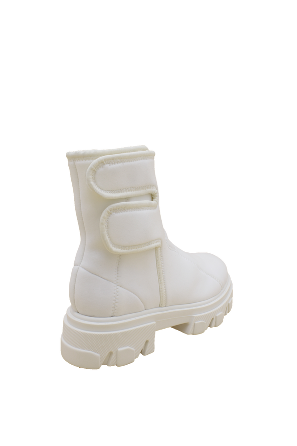 GIA 9 Strap Boot