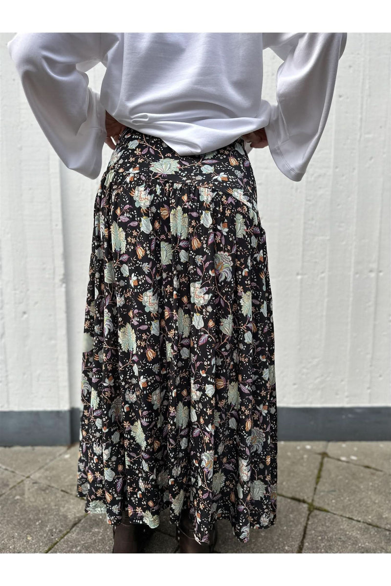 Kiera Skirt